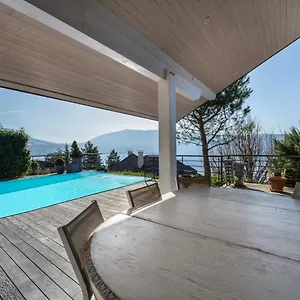 villa-znitude.hotels-rhonealpes.com/